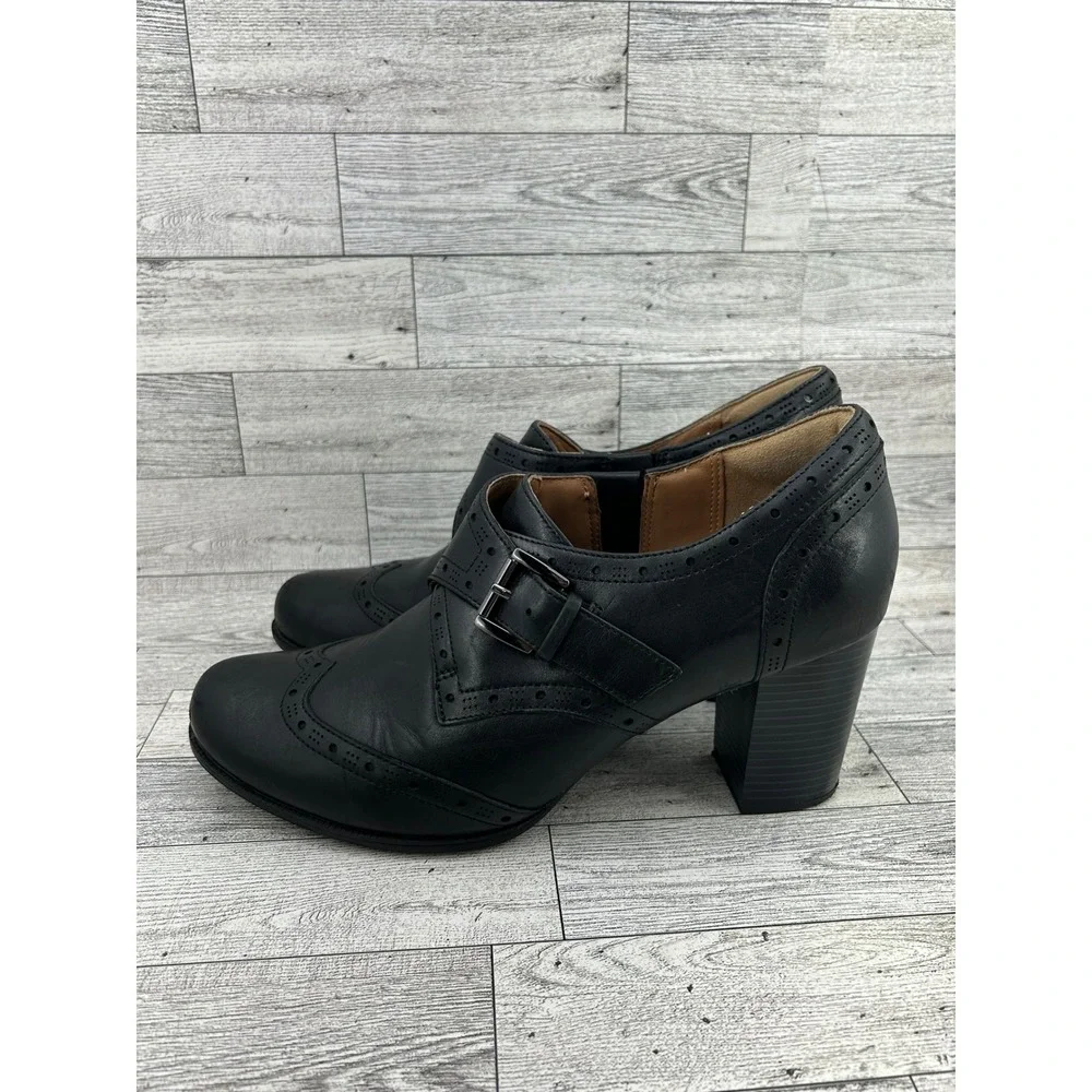 Clarks black leather